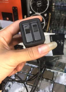 Camera GoPro Hero 7  ( mới mua đk 3 tháng - dùng đk 2 lần )