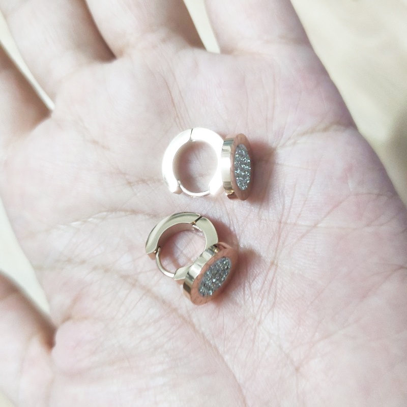 Bông Tai Titan Ko Rỉ Khoen Tròn Đính Đá TT 4131