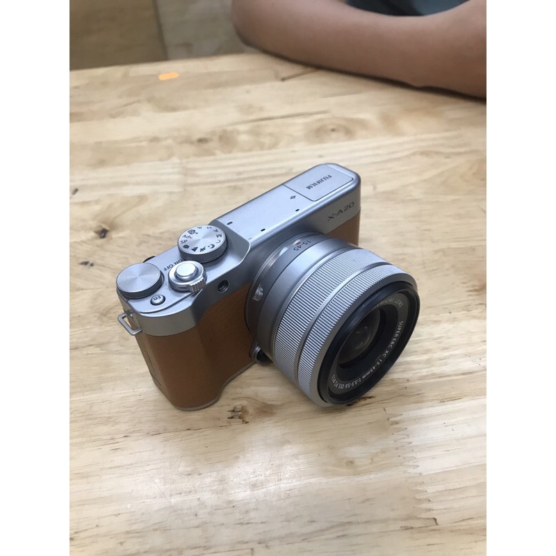 Máy Ảnh Fuji XA20 Kèm Kit