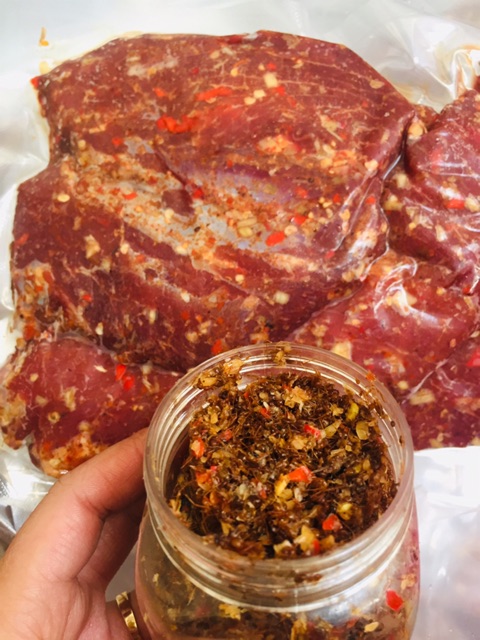 Muối kiến vàng nguyên con - đặc sản Gia Lai