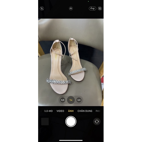 Thanh Lí size 39 cao 12p giá 150k