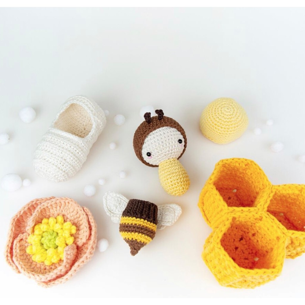 Ong Vàng Tí Hon - Đồ handmade - Đồ chơi trẻ em - Đồ trang trí trong phòng