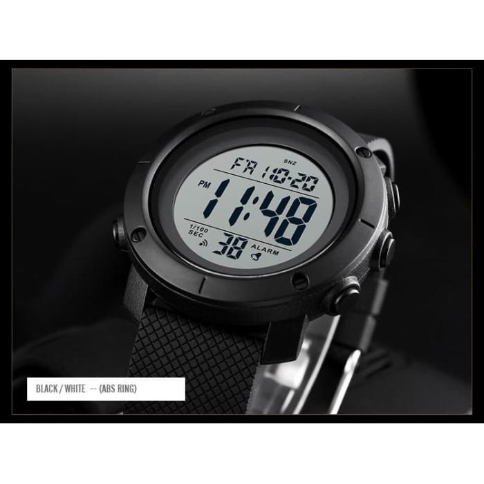 Đồng Hồ Thể Thao Nam Chống Thấm Nước Skmei 1426 50M Màu Trắng Đen