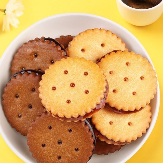 Bánh quy trứng muối - đường nâu mạch nha giòn dai thơm siêu ngon -gói 110g - ăn vặt