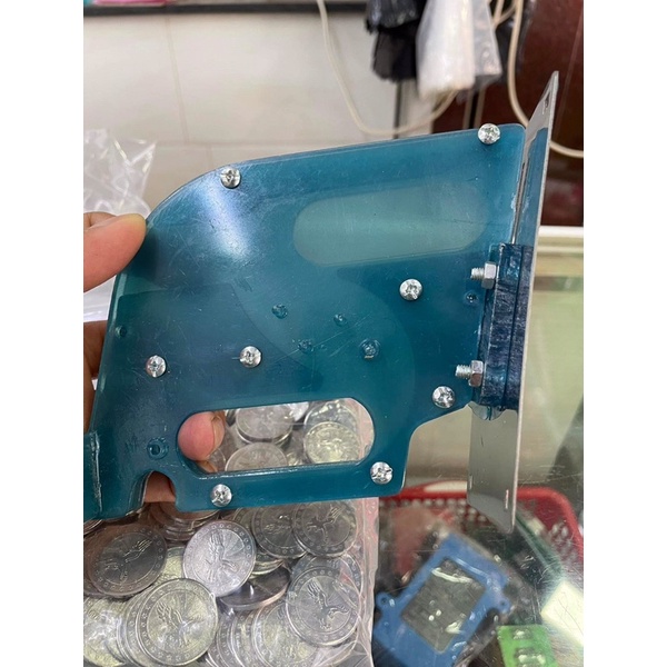 Ổ thẻ xu ,kim kích