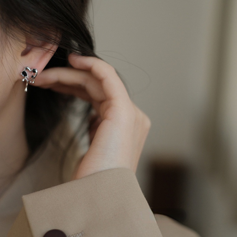 1 Đôi Khuyên Tai Hình Trái Tim Phong Cách Hip Hop Thời Trang Hàn Quốc