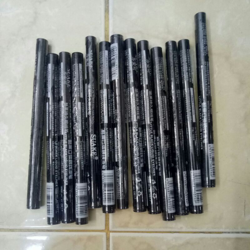 Bút vẽ mắt nước màu đen