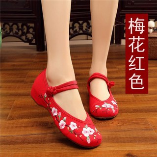 giày thêu hoa đào (có 4 màu)