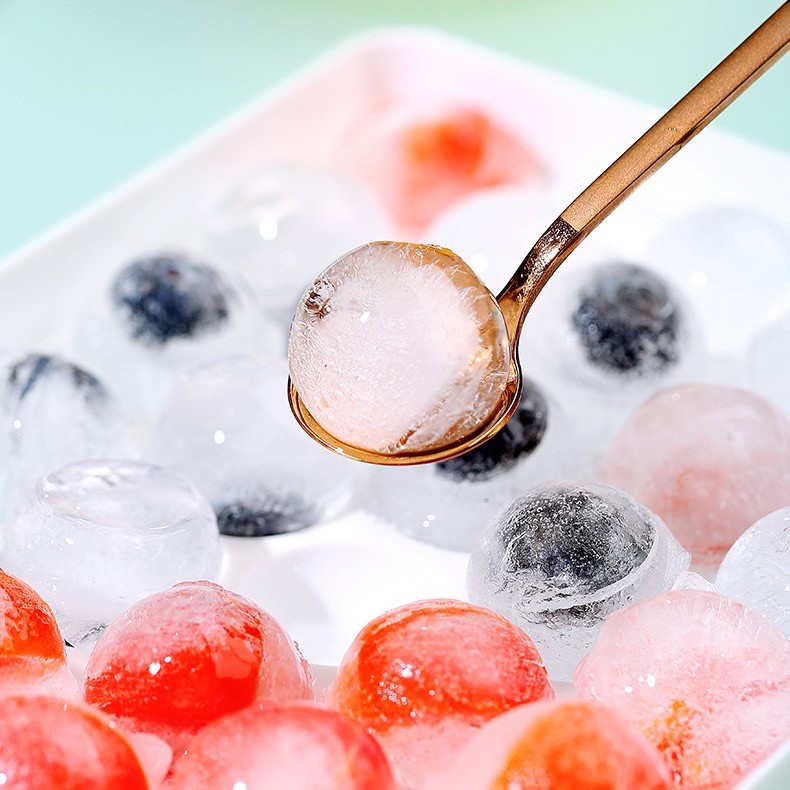 [Uống phong cách] Khay Đá Tròn 33 Viên kiểu Nhật - Khuôn Làm Đá Nhựa Tròn Có Nắp