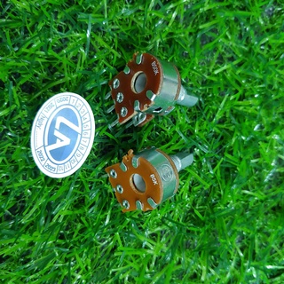 Nút vặn Chiết áp vát góc chặt góc chiết áp ampli jagura