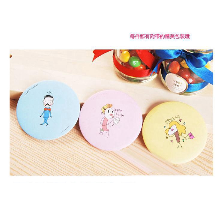 Gương Trang Điểm Mini Bỏ Túi Hình Hoạt Hình Thiết Kế Dễ Thương
