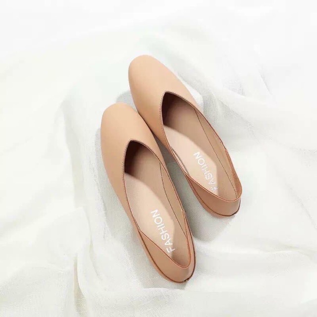 Giày bệt basic
