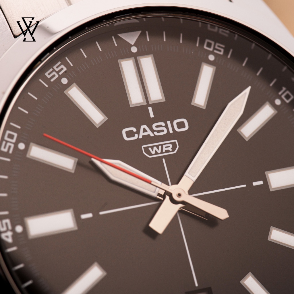 Đồng Hồ Quartz Nam Casio WATCHSTORE MTP-VD02D-1EUDF Thiết Kế Kính Khoáng 41mm, Dây Kim Loại, Vỏ Thép Không Gỉ