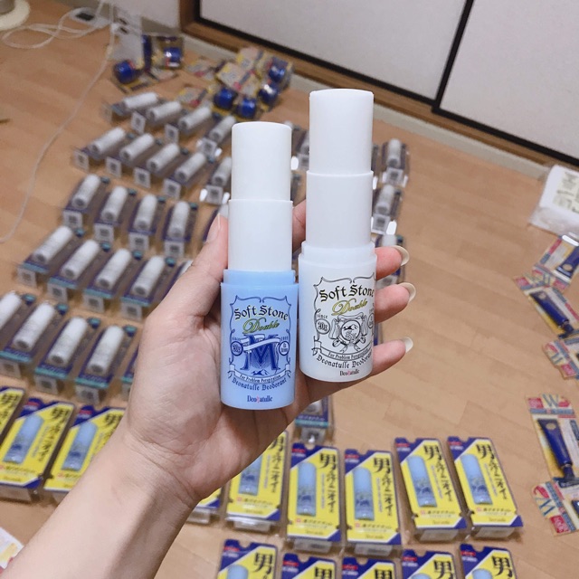 Lăn khử mùi đá khoáng Nhật Bản