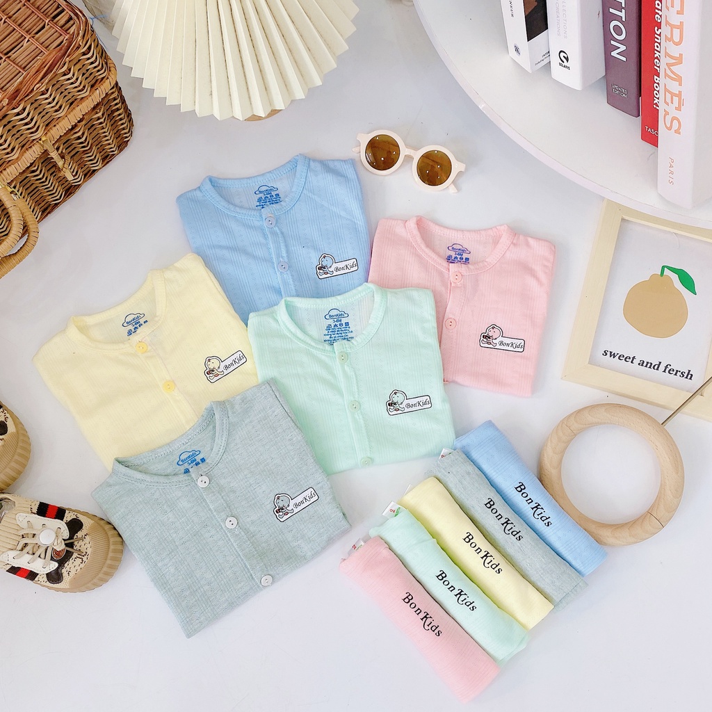 Bộ Cộc Tay Cài Khuy Giữa Cho Bé Sơ Sinh Từ 0-11kg Vải Thông Hơi Cao Cấp , Vải Mềm - Đẹp - Thấm Hút Mồ Hôi Tốt - 𝐁𝐎𝟏𝟖