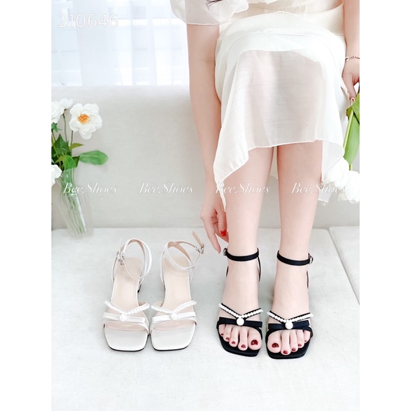 BEESHOES - SANDANL ĐÍNH NGỌC GÓT TRỤ CAO 5 PHÂN - SANDANLS DA LỤA ÊM CHÂN DỄ ĐI SANG CHÂN SẴN MÀU ĐEN - KEM 210646