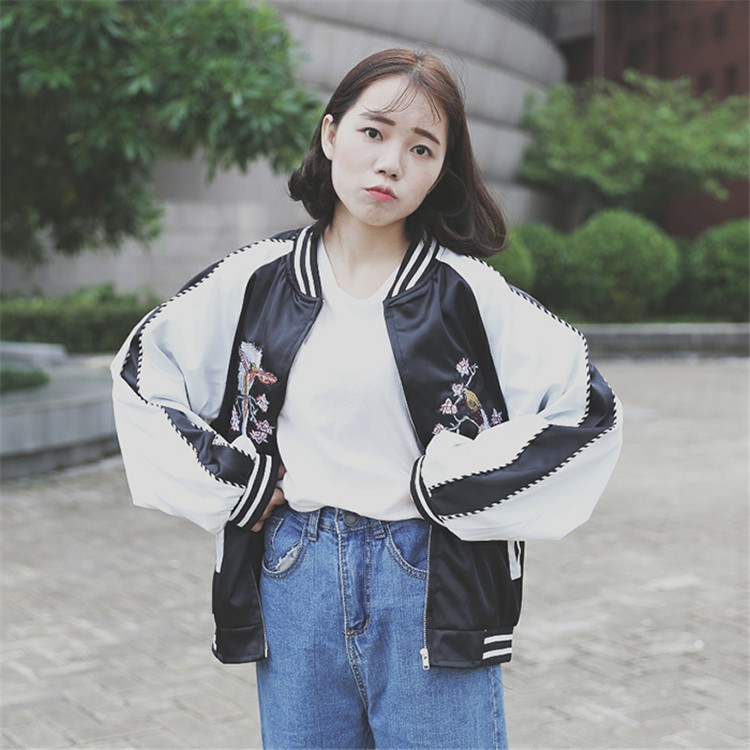 [Có Sẵn] Bomber thêu hoa Hàn Quốc #055 | BigBuy360 - bigbuy360.vn