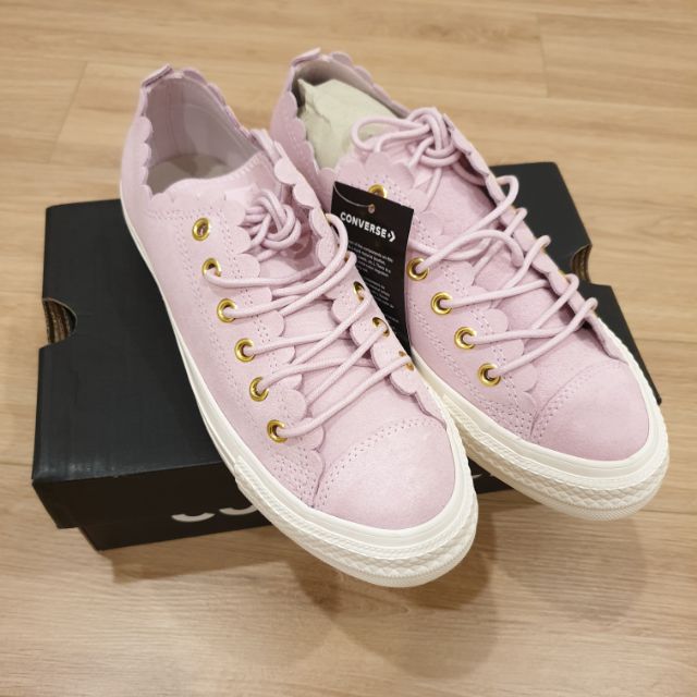 Giày Converse Chuck Taylor All Star Frilly Thrills Low Top