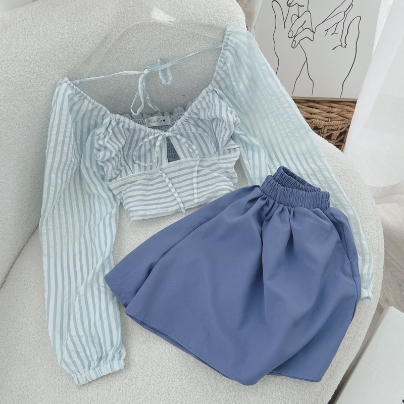 SET ÁO CROPTOP SỌC THẮT NƠ + QUẦN SHORT LƯNG THUN ỐNG RỘNG XANH