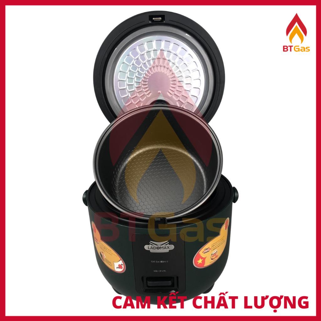 Nồi cơm điện nắp gài Ladomax HA-712 1.2 Lít