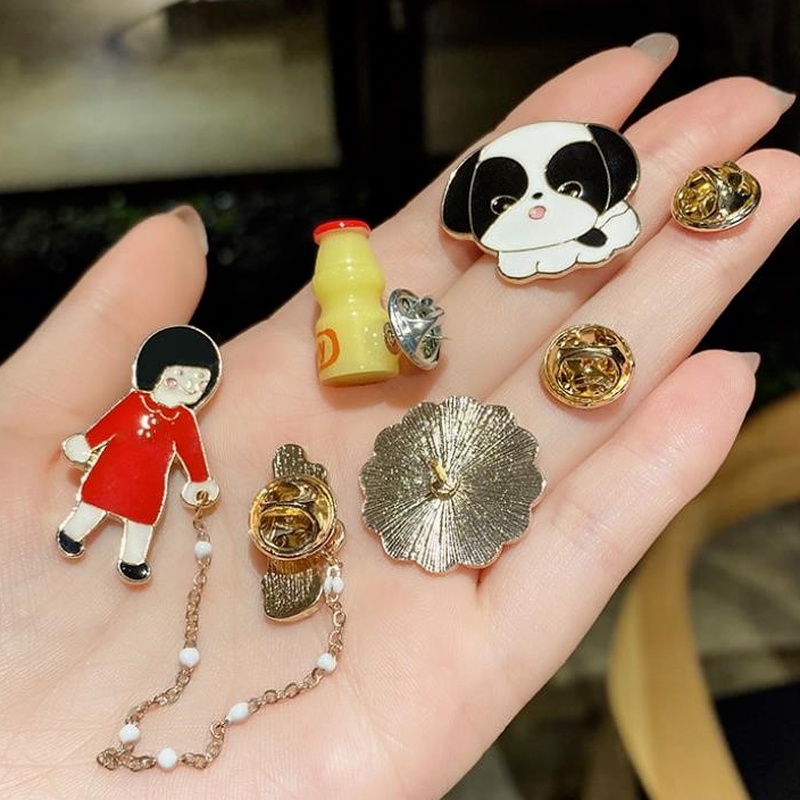 Huy Hiệu Cài Áo Họa Tiết Hoạt Hình Nhật Bản Sáng Tạo Dễ Thương