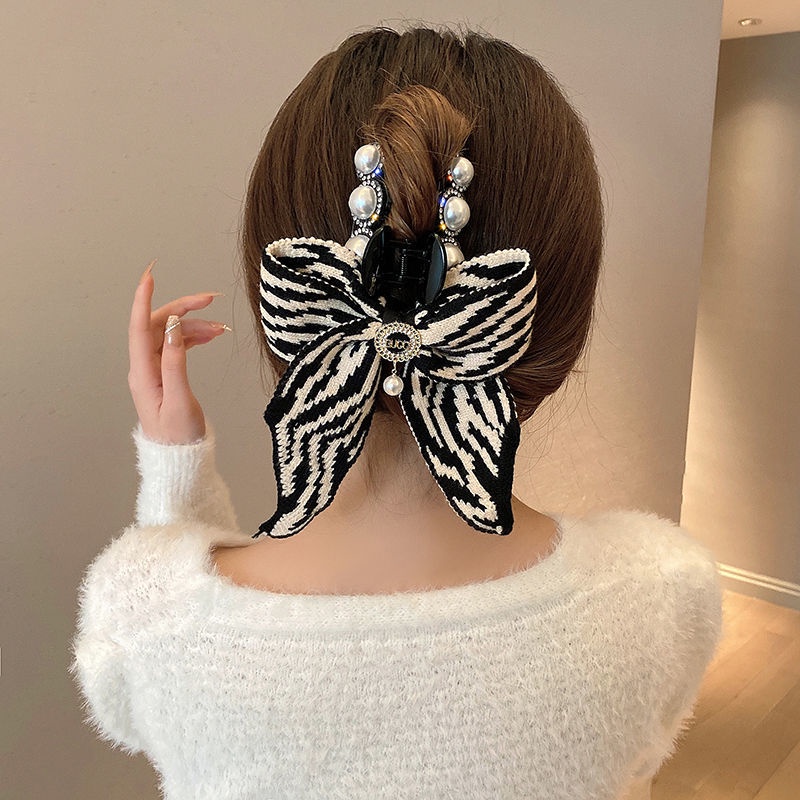 Kẹp Tóc Họa Tiết Ca Rô Đen Trắng Thời Trang Thu Đông Dành Cho Nữ