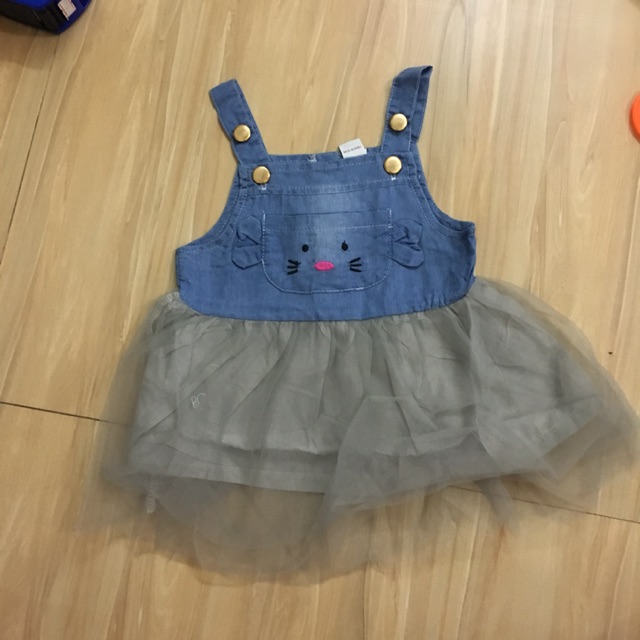 Yếm bò váy cho các bạn nữ ạ . Sz nhí 7kg -15kg ạ. Chất vải bò kết hợp phần váy tua rua mặc lên xinh lắm ạ. ............