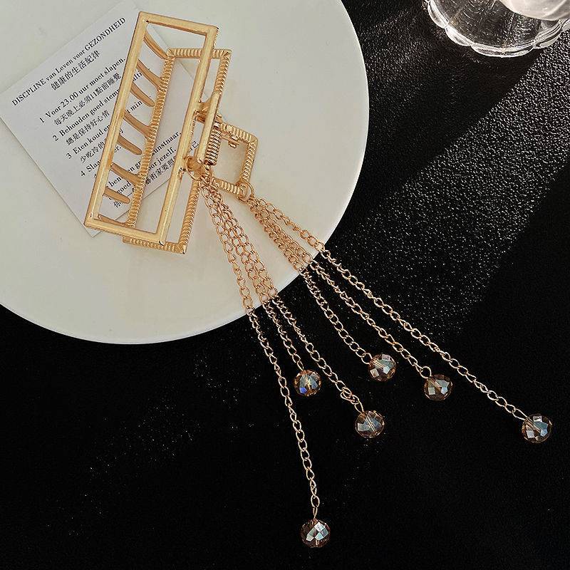 Kẹp Tóc Kim Loại Hình Tam Giác Đính Ngọc Trai Phong Cách vintage Hàn Quốc