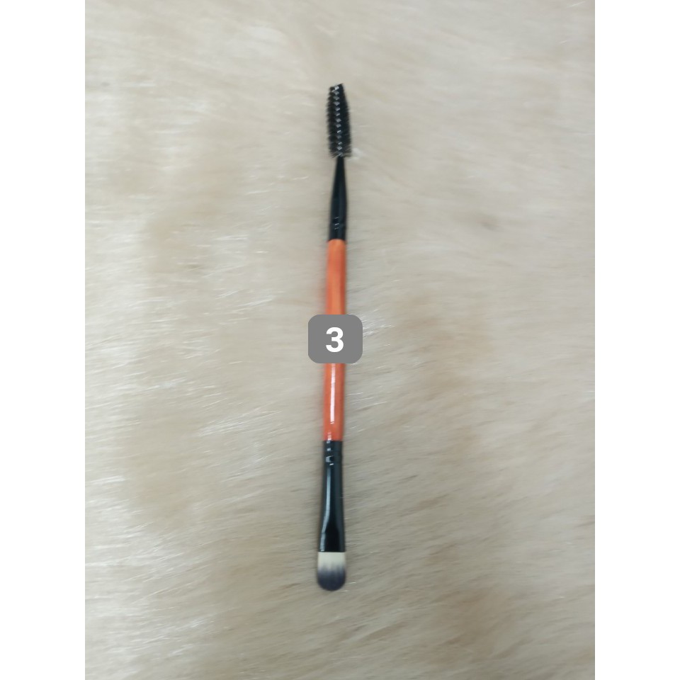 [Giá hủy diệt]Cọ DIENMY cam 2 đầuCọ được thiết kế nhỏ gọn, dùng để tán giúp phủ đều lớp phấn tạo bầu mắt đẹp