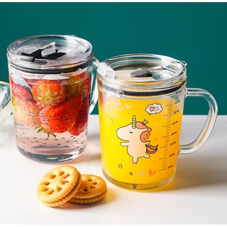 Cốc chia vạch ml, kèm nắp chống tràn và ống hút - 1 cái
