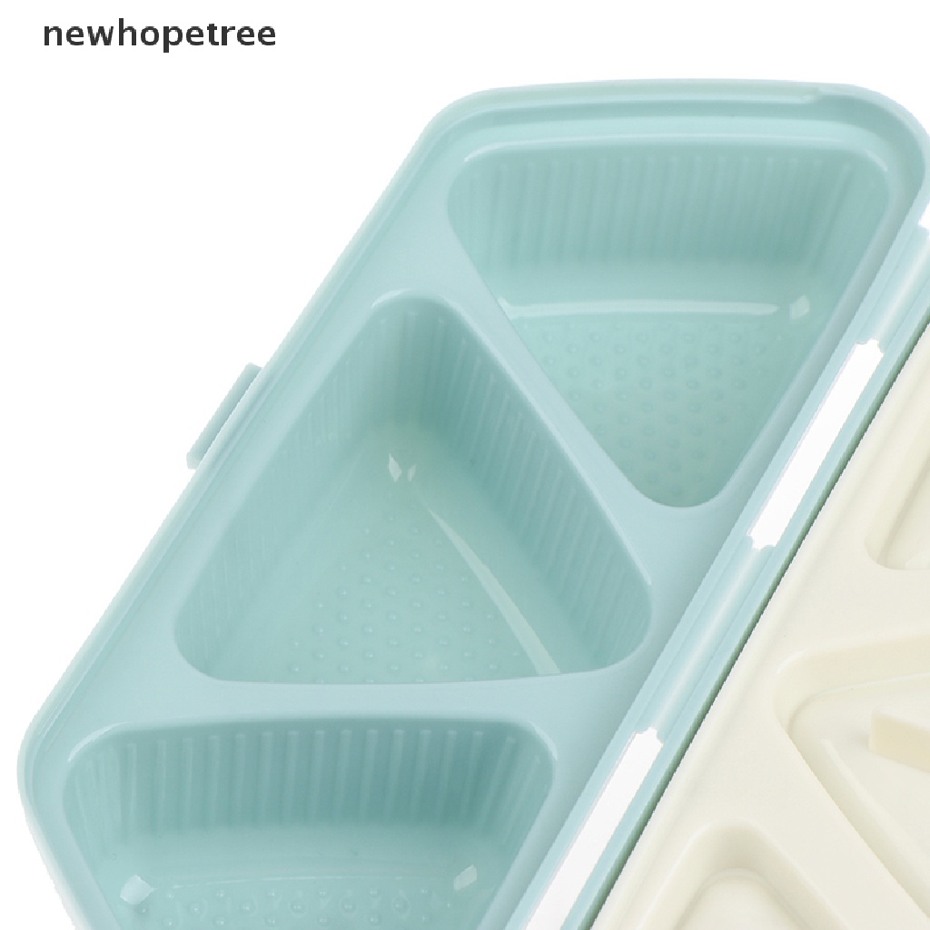 Khuôn Làm Cơm Nắm Hình Tam Giác Tiện Dụng Cho Nhà Bếp