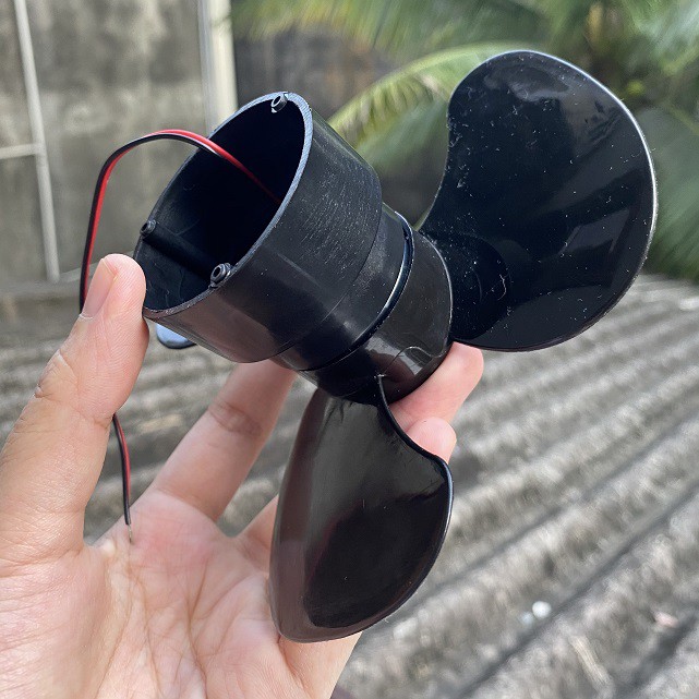 Quạt động cơ không chổi than. Đường kính 140mm, tốc độ cao, gió mát, bền