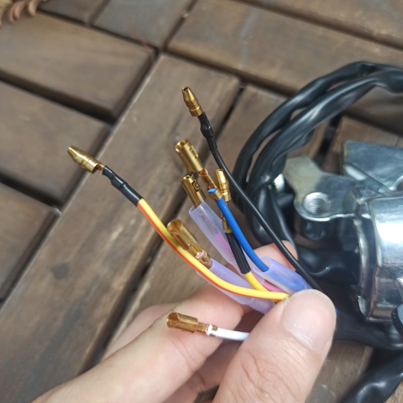 Bộ cùm nhôm đặt biệt loại có đề và loại không có đề thay thế cho xe 67 và CD