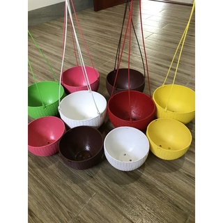 Chậu treo mây nhỏ 15x10 cm (kèm quai treo) nhựa dày sắc sảo
