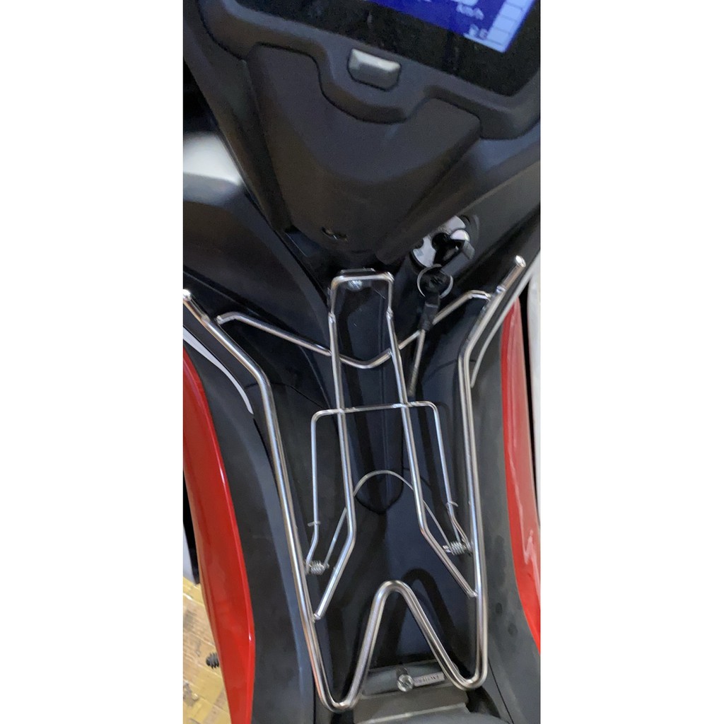 Baga giữa INOX gắn EXCITER 155 2021 có móc treo hai bên tiện lợi mẫu 2