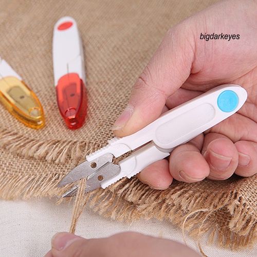 Kéo Cắt Chỉ Mini Bằng Nhựa Tiện Dụng