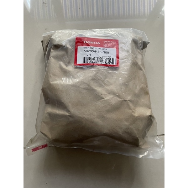 gác chân sau sonic ( trái , phải )