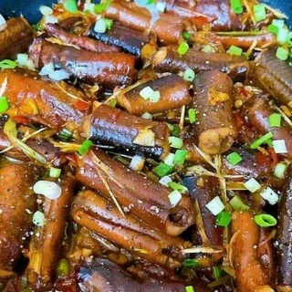 Lươn đồng làm sạch. Lươn làm sẵn.