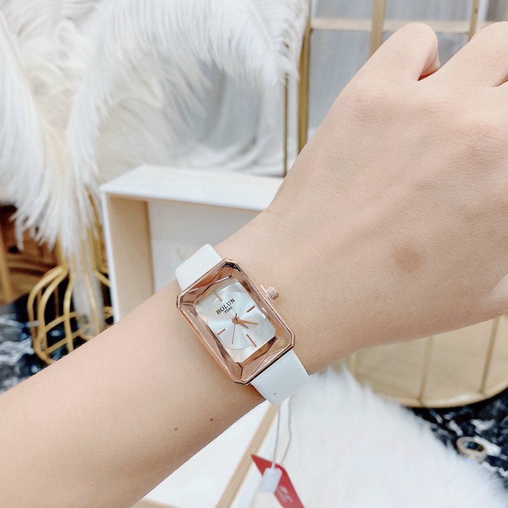 Đồng hồ bolun nữ ,đồng hồ nội địa chính hãng ,siêu xinh,tặng kèm hộp