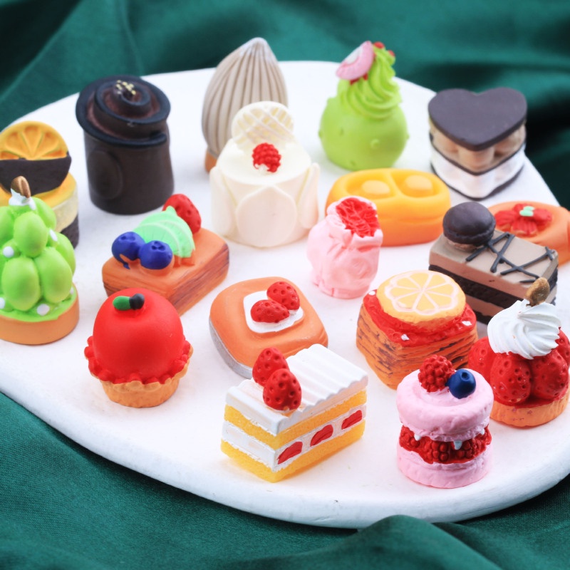 Set 5 Phụ Kiện Trang Trí Điện Thoại Hình Bánh Kem 3D DIY
