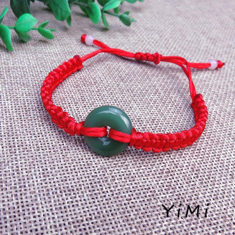 Vòng tay Jadeite dây đỏ may mắn
