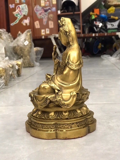 Tượng Phật Bà Quan Âm Bồ Tát Bằng Đồng Vàng Để Ô tô Vật phẩm Phong Thuỷ Tâm Linh Trang Trí