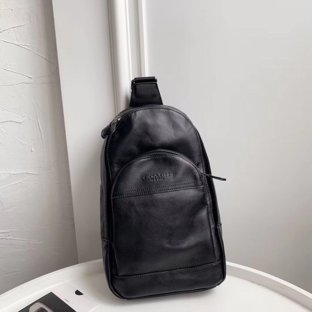 TÚI ĐEO CHÉO COACH BLACK MEN