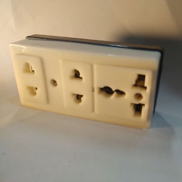 Ổ Cắm Không Dây OMINSU