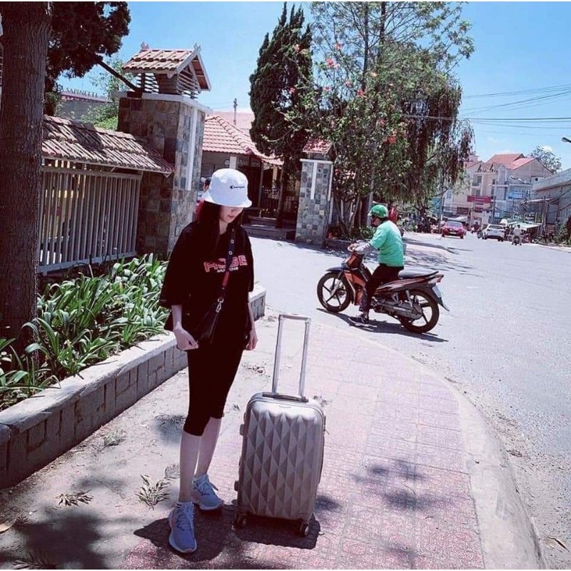 Quần legging Lửng qua gối chuẩn hàng Rainbow Thái Lan