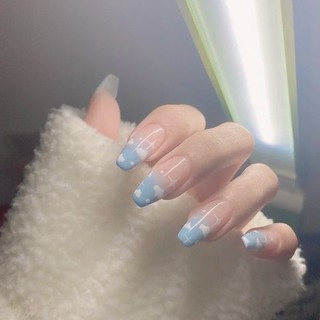 Nail box móng tay giả thiết kế