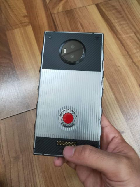 Điện thoại RED Hydrogen One 6GB RAM 4500mah, màn hình Holographic
