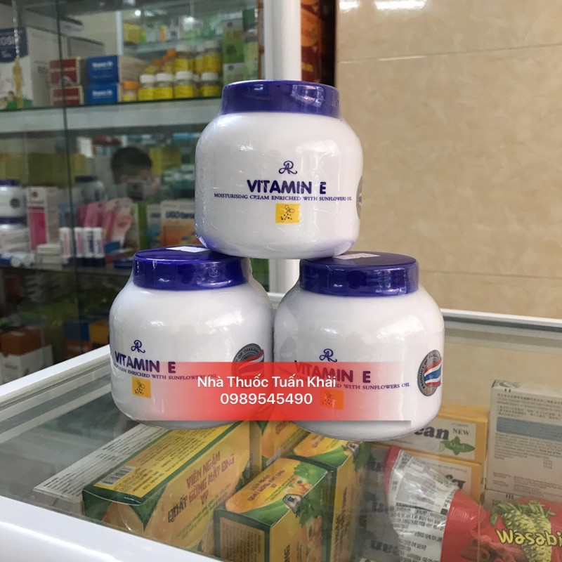 Kem dưỡng Ẩm Body & Face Vitamin E Aron Thái Lan- hộp 200ml