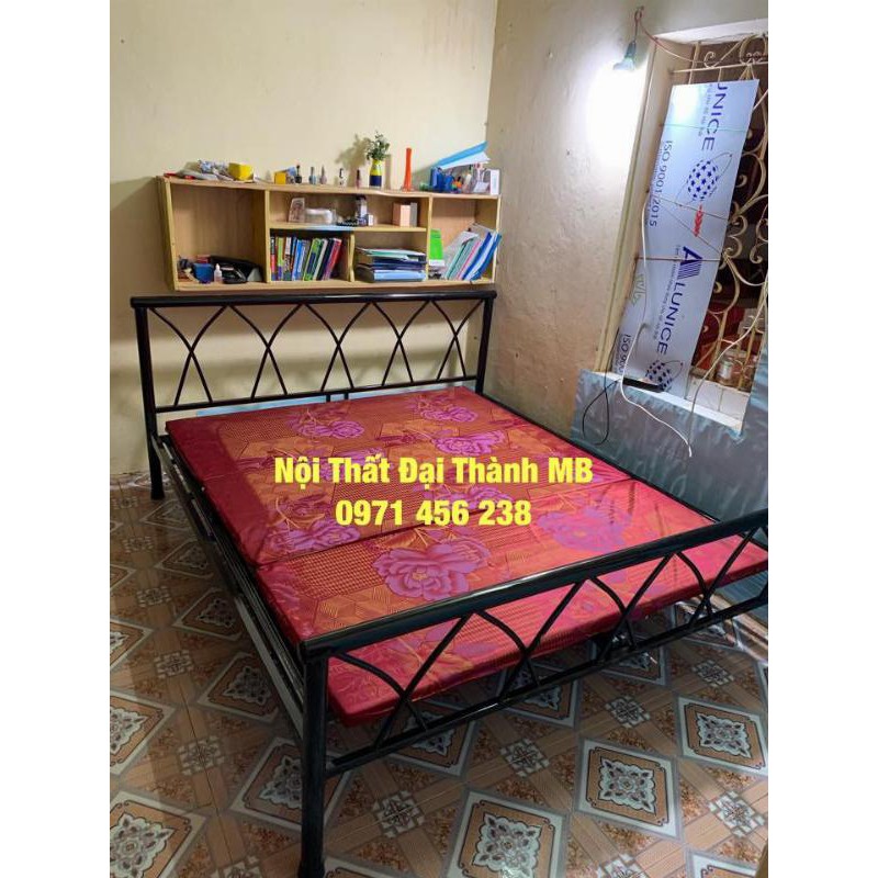 Giường sắt kiểu gỗ Đại Thành 2 - 1M6X2M, tháo lắp dễ dàng, miễn phí vận chuyển nội thành Hà Nội