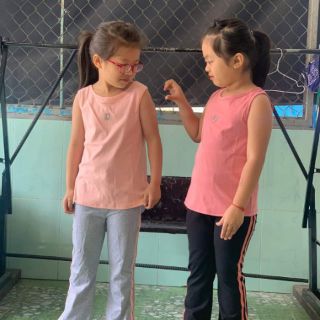 Set thiết kế thể thao bé gái